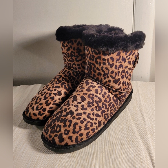 Torrid ankle booties cheetah print size 11ww - Picture 9 of 12
